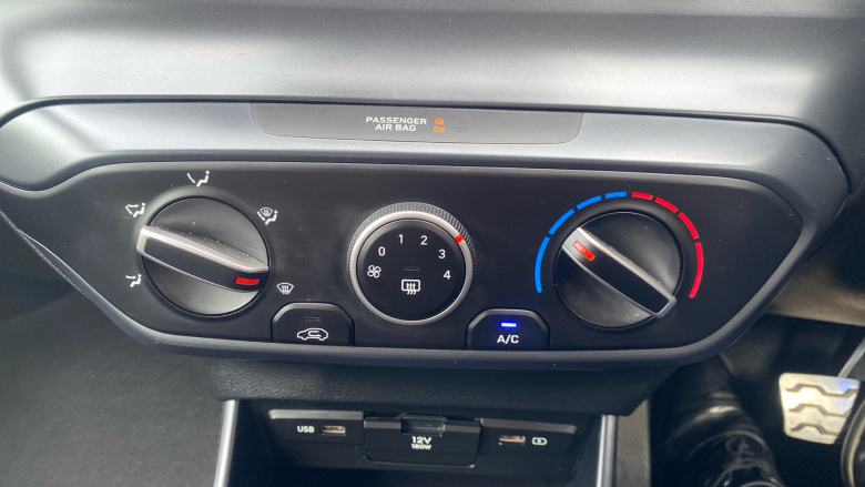 Hyundai BAYON 1.0 TGDi 48V MHEV SE Connect 5dr DCT Petrol Hatchback